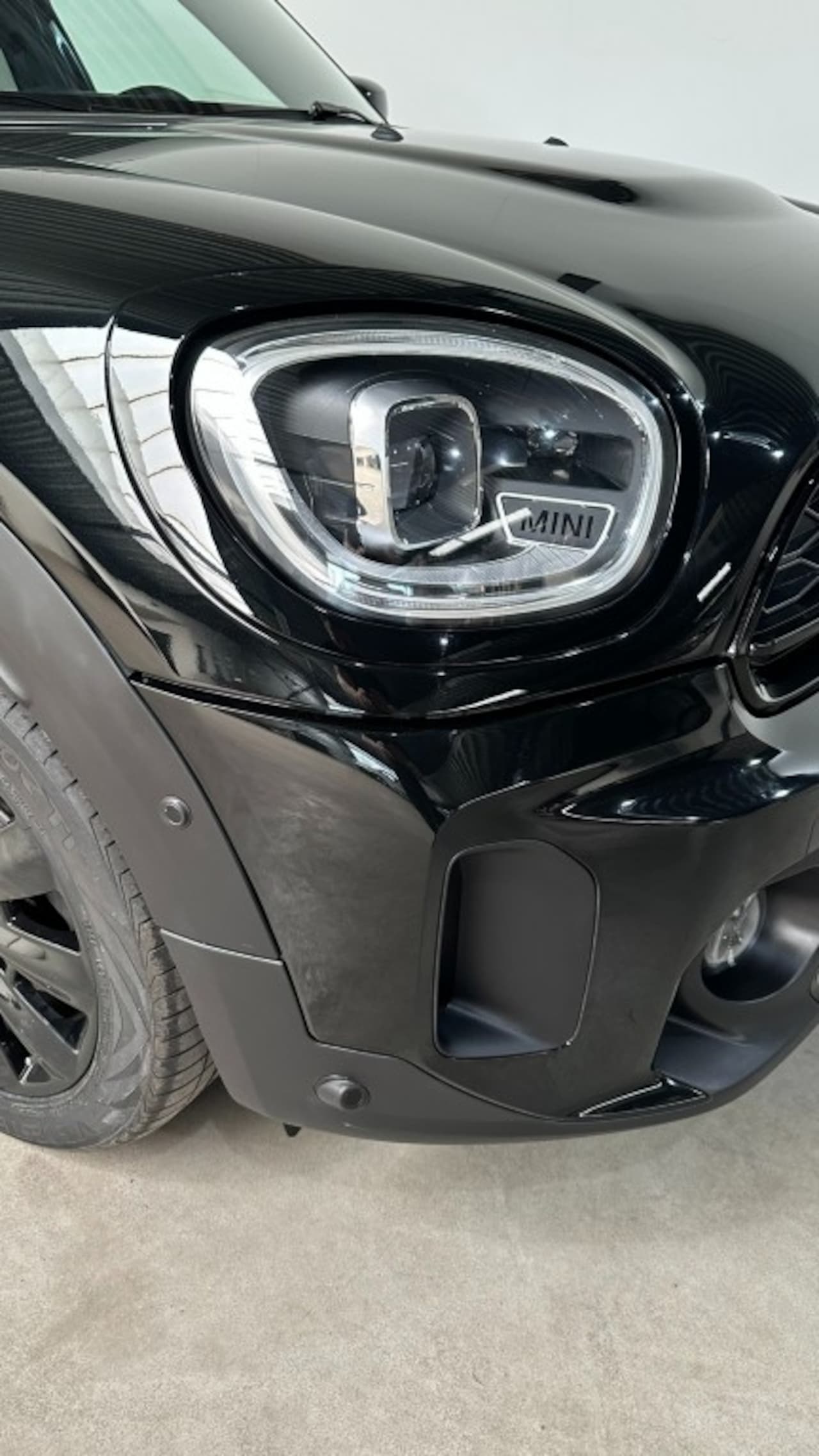 MINI Countryman - Countryman S, 180 PK, Automaat,schuifdak,afn trekhaak, elec.A.klep,camera,Leer - AutoWereld.nl