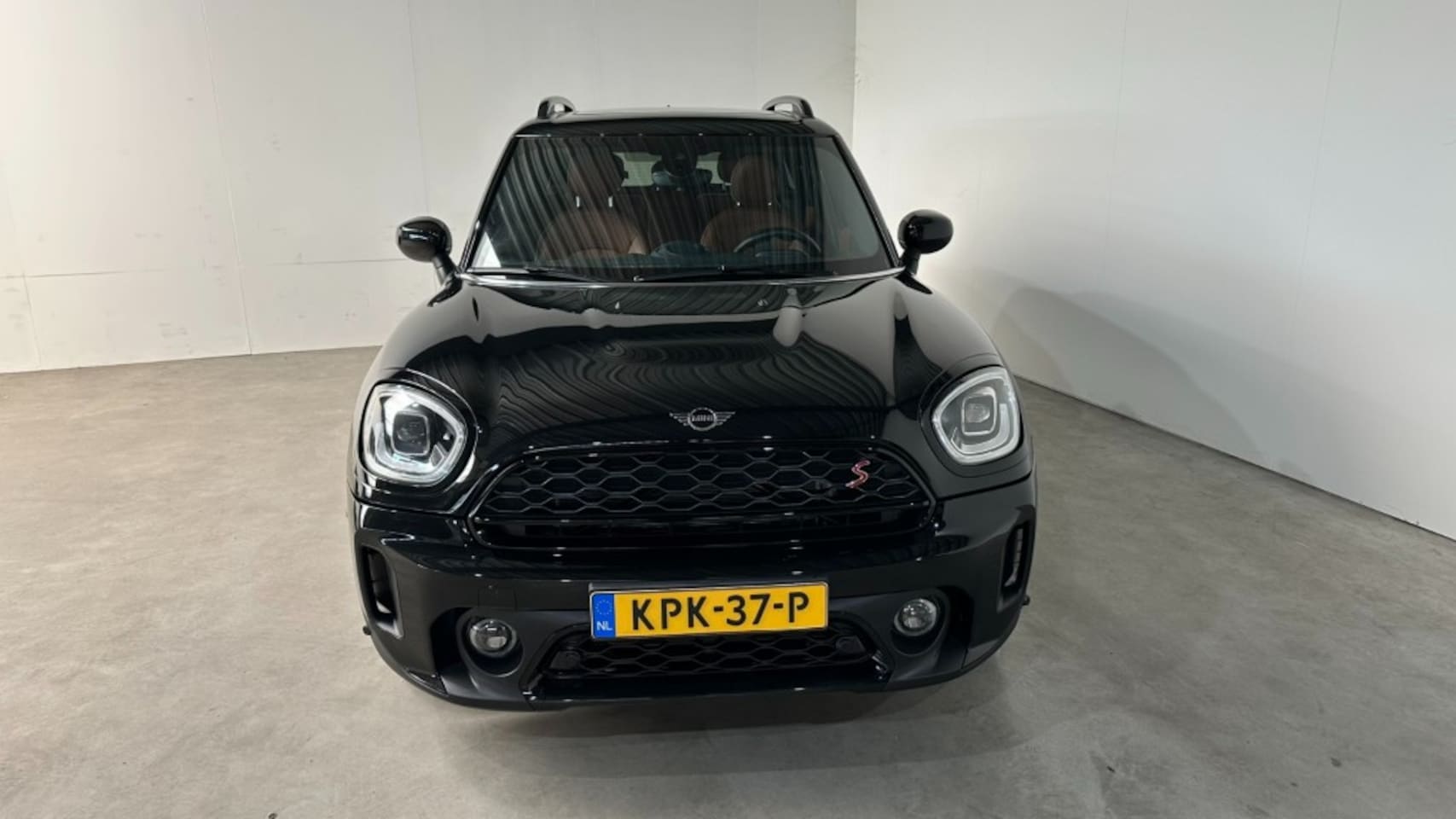 MINI Countryman - Countryman S, 180 PK, Automaat,schuifdak,afn trekhaak, elec.A.klep,camera,Leer - AutoWereld.nl
