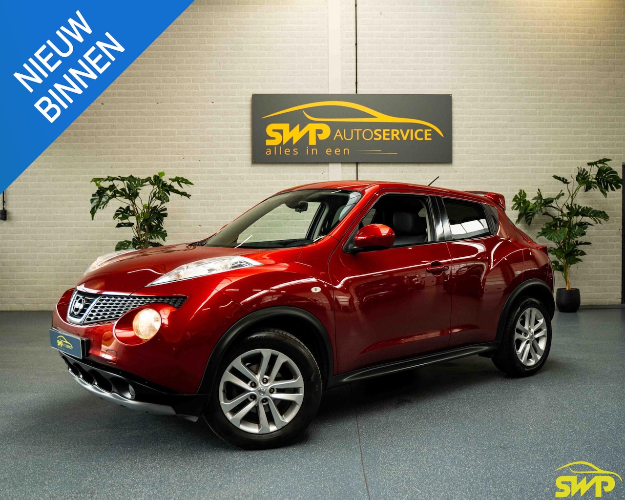 Nissan Juke - 1.6 Tekna | Automaat | Spoiler | Navi | Cruise | Leer - AutoWereld.nl