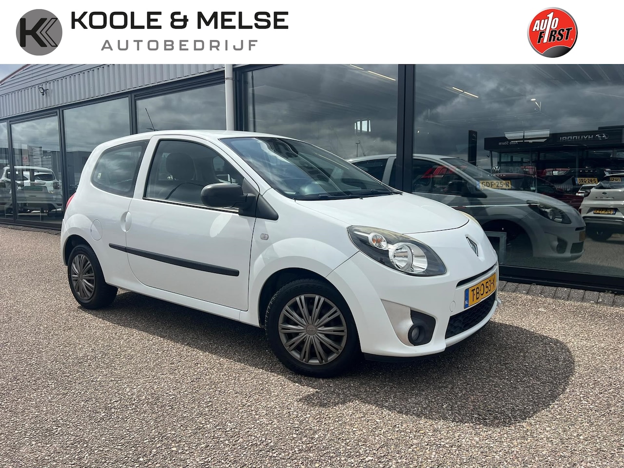 Renault Twingo - 1.2 16V 75pk ( geen airco ) - AutoWereld.nl