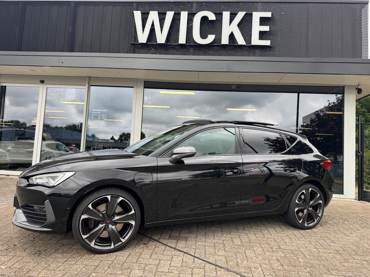 CUPRA Leon - 1.4 e-Hybrid VZ Camera Led 245 PK Panorama Leder FR - AutoWereld.nl