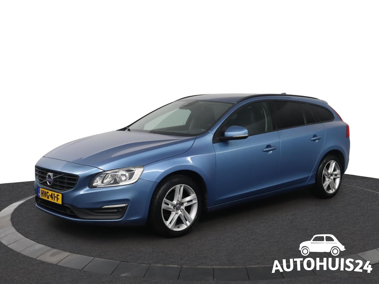 Volvo V60 - 2.0 T3 Momentum 2016|153pk|Navi|PDC v/a|1e eigenaar|Power Blue - AutoWereld.nl