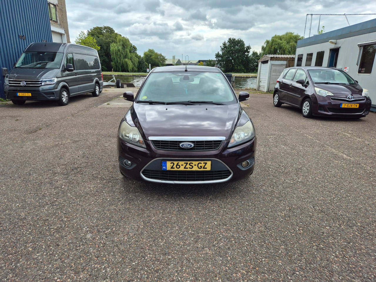 Ford Focus - 2.0 Titanium 2.0 Titanium, airco/ navigatie/ achteruit sencoren - AutoWereld.nl