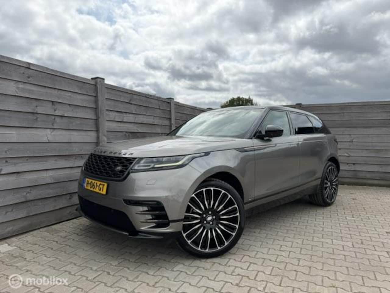 Land Rover Range Rover Velar - 2.0 I4 Turbo AWD HSE R-Dynamic - AutoWereld.nl
