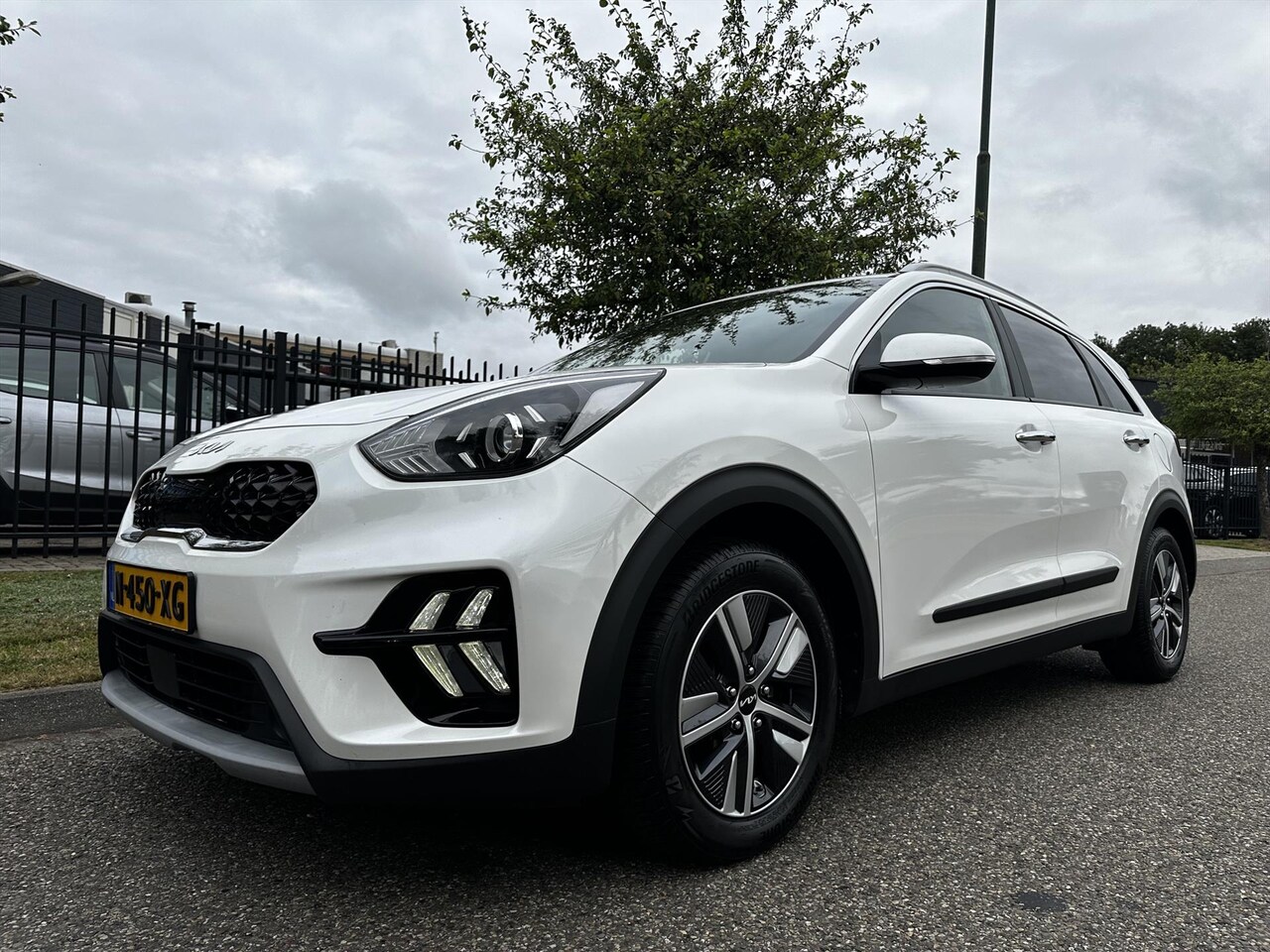 Kia Niro - 1.6 GDi Hybrid 141pk DCT6 DynamicLine Trekhaak - AutoWereld.nl