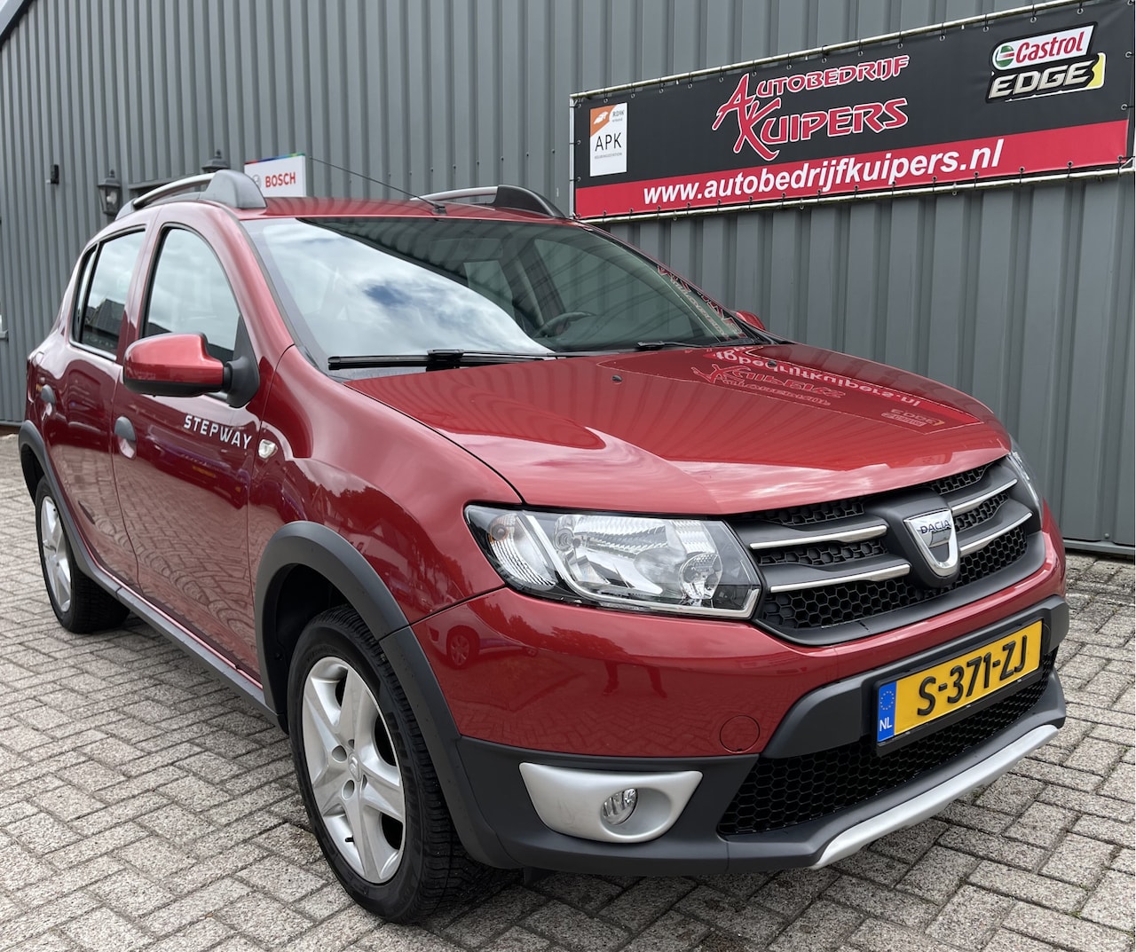 Dacia Sandero - 0.9 TCe Blackline Airco.Cruise.Electr.pakket.Audio - AutoWereld.nl
