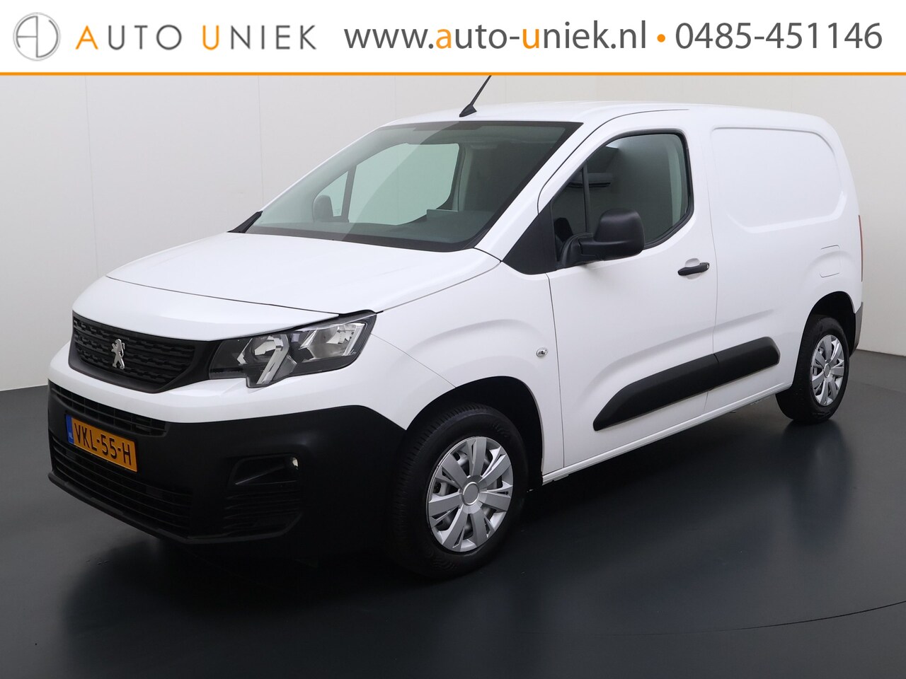 Peugeot Partner - 1.2 PureTech Premium BPM VRIJ, Airco, Navigatie, Cruise Control - AutoWereld.nl