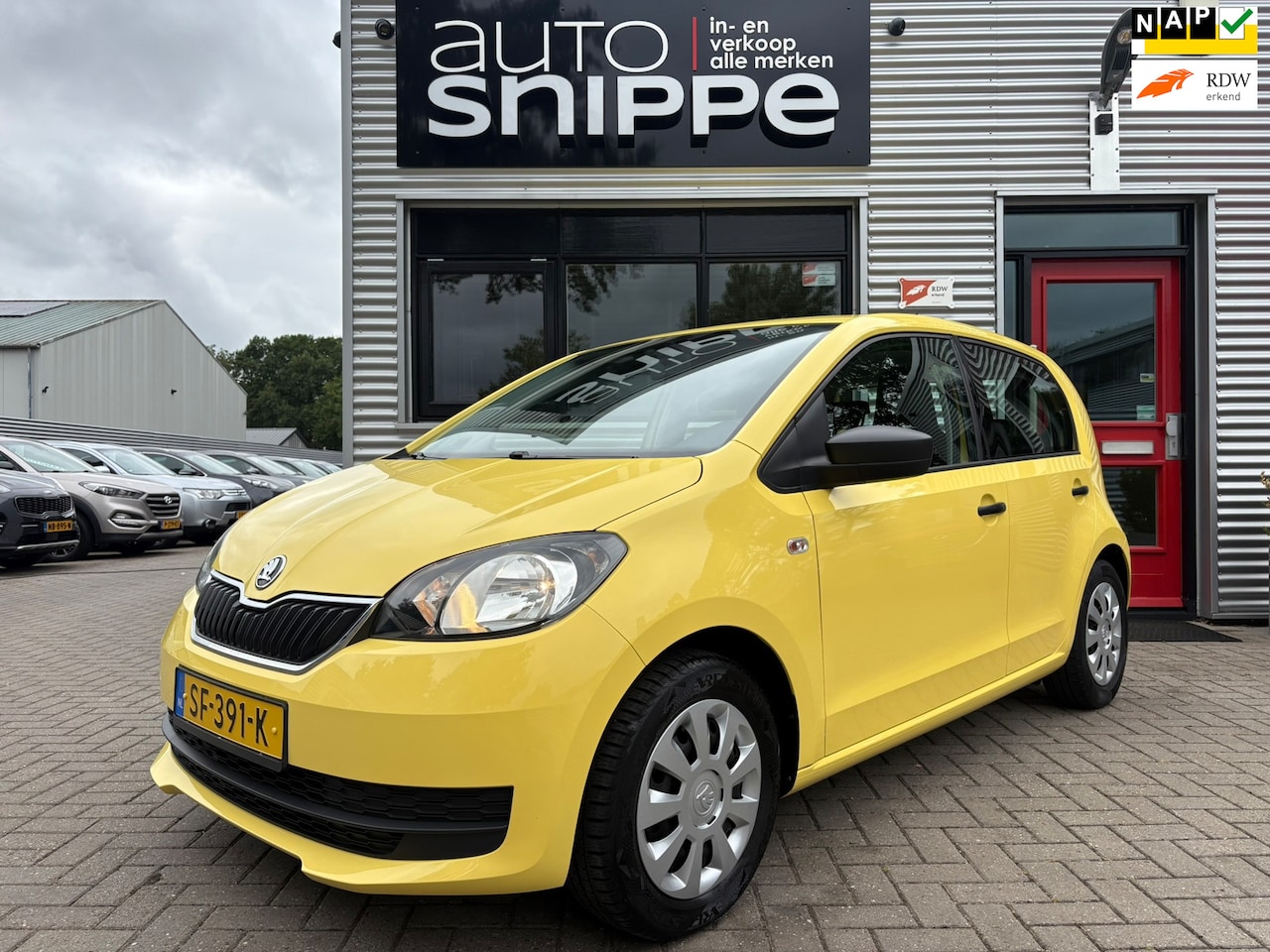 Skoda Citigo - 1.0 Greentech Active -5 DEURS-CENTRALE DEURVERGRENDELING MET AB-ELEK. RAMEN VOOR-ISOFIX-OR - AutoWereld.nl