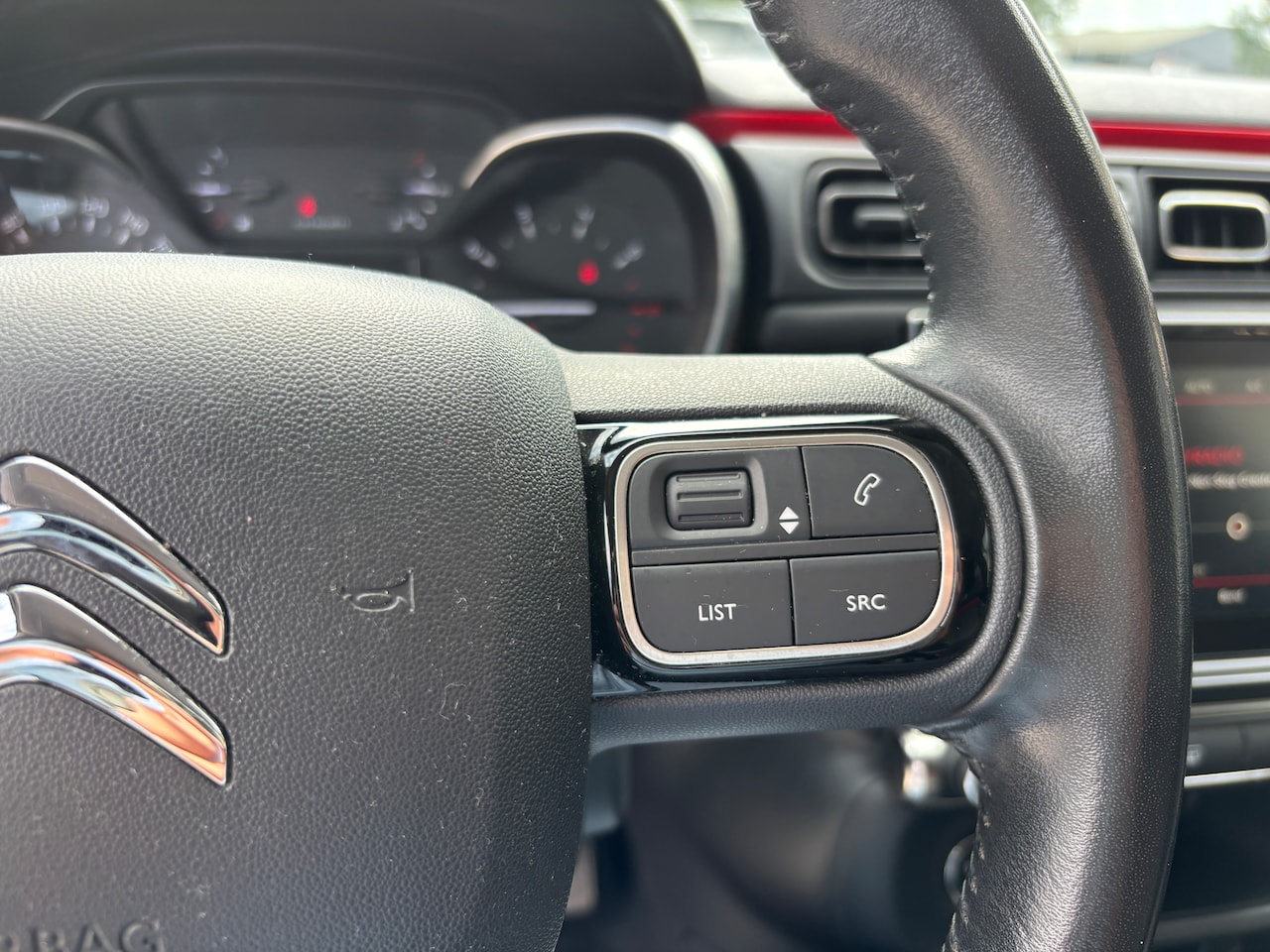 Citroën C3 - 1.2 PureTech S&S Shine Org-NL auto. D-riem verv. Navi. Clima. Camera.