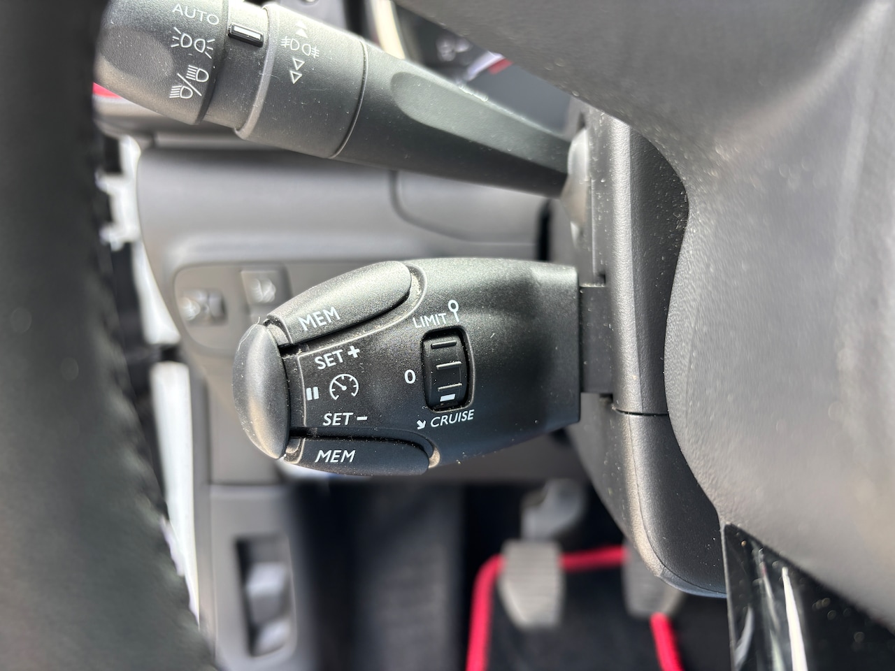 Citroën C3 - 1.2 PureTech S&S Shine Org-NL auto. D-riem verv. Navi. Clima. Camera.