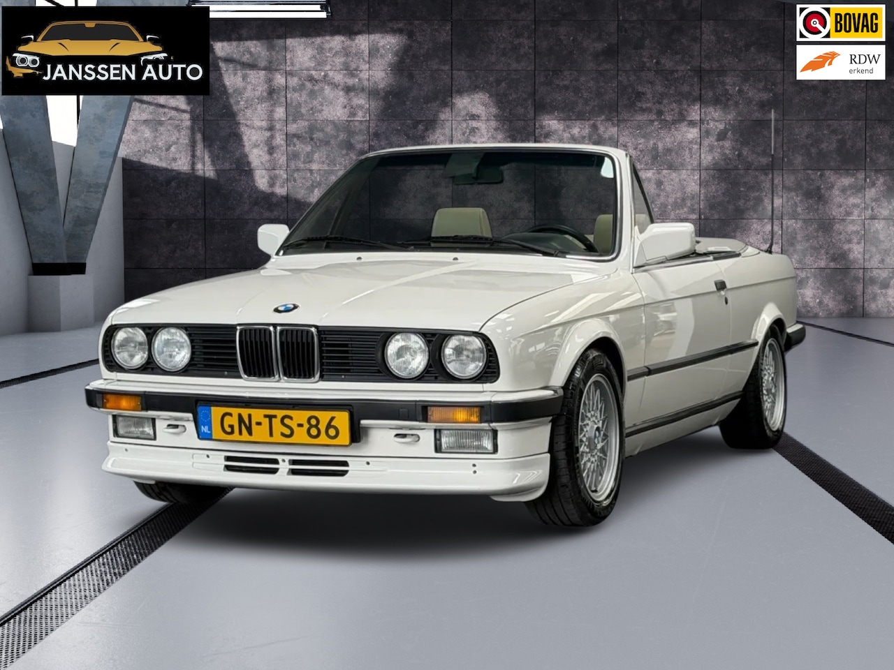 BMW 3-serie Cabrio - 325i E30 | Leder | Handbak | Origineel | zeer mooie auto | Veel documentatie| Oldtimer - AutoWereld.nl