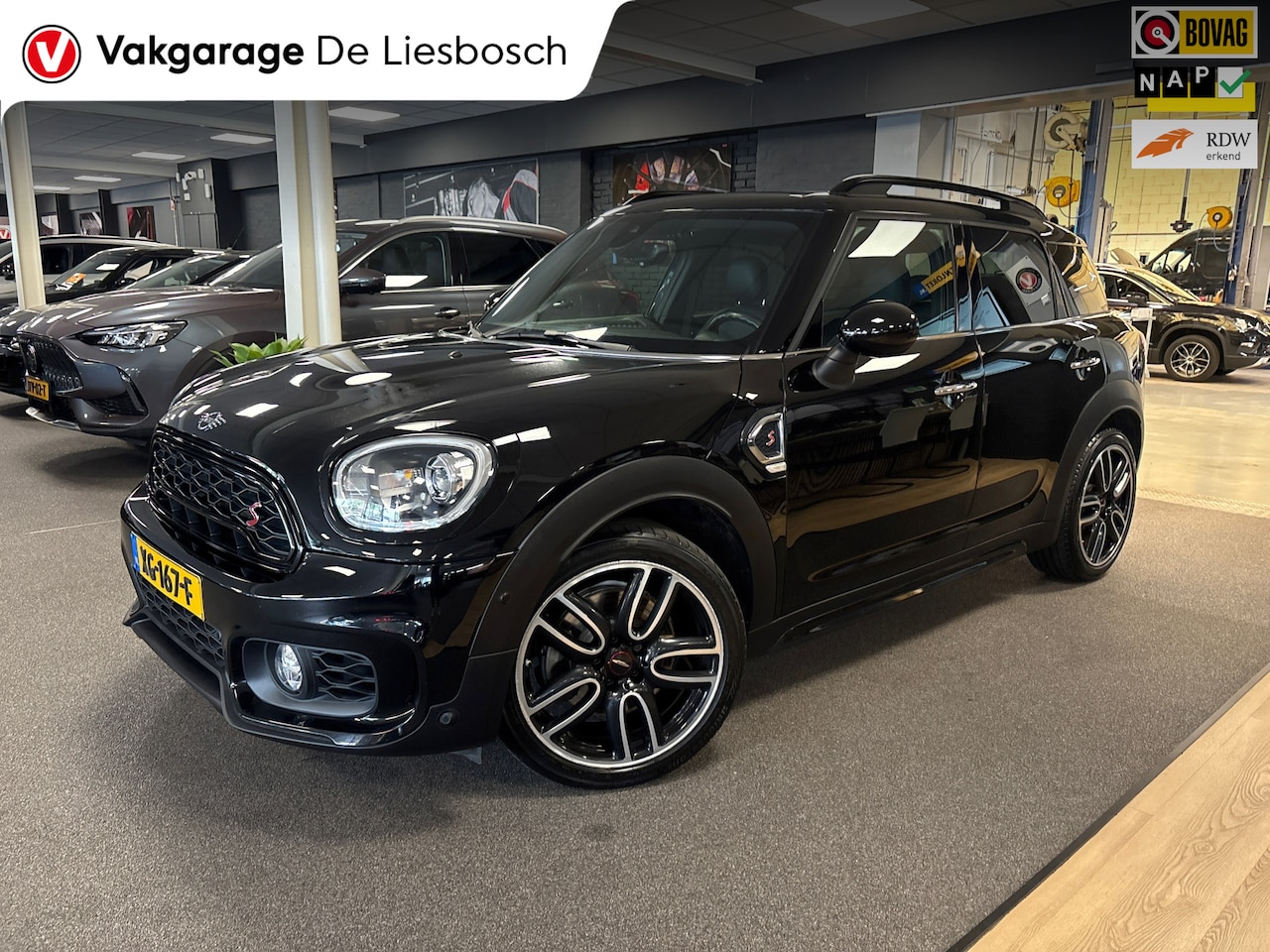 MINI Countryman - 2.0 Cooper S Knightsbridge Edition/JCW/pano/leer/harman kardon/vol - AutoWereld.nl