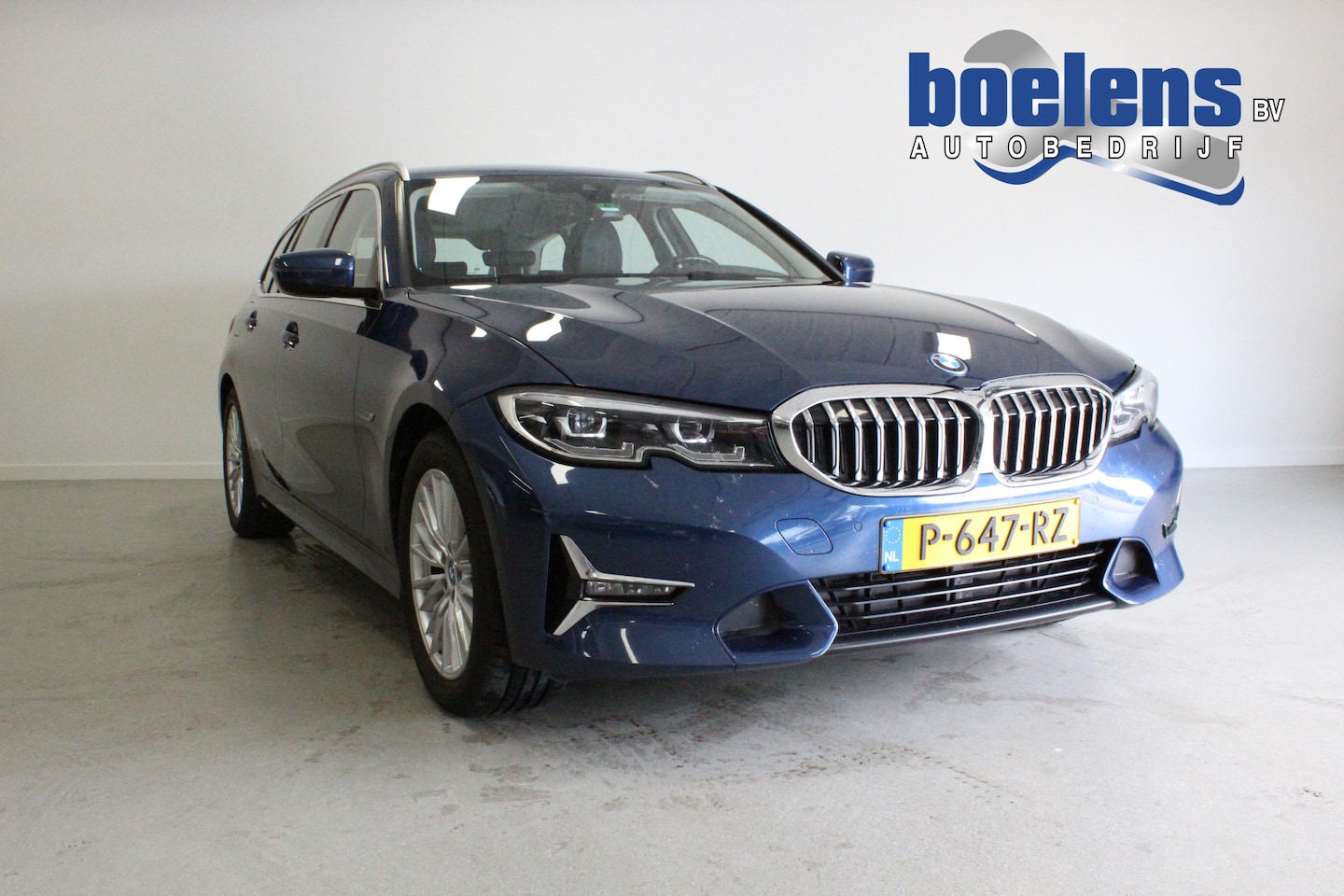 BMW 3-serie Touring - 320e Business Edition Plus | WEGKL-TRHAAK | CARPLAY | STOEL-VERW | DAB | CARPLAY | LED | E - AutoWereld.nl