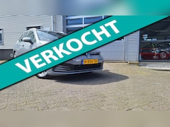Volkswagen Golf Variant - 1.0 TSI Life/Navigatie/Ecc/Cruise/Lm/Camera/Enz