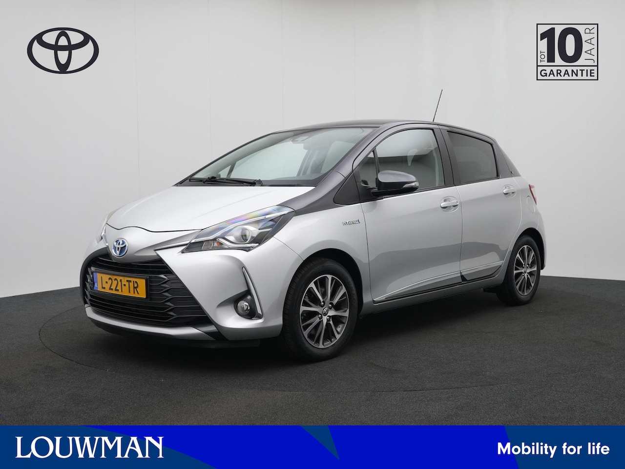 Toyota Yaris - 1.5 Hybrid Dynamic | Navigatie | Trekhaak | Keyless | - AutoWereld.nl