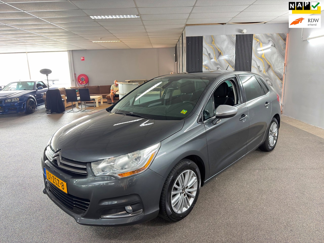 Citroën C4 - 1.4 VTi Collection Apk Nieuw,Cruise,Clima,Parksensor,N.A.P,Trekhaak,Lm velgen,Topstaat!! - AutoWereld.nl