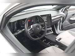 Renault Mégane E-Tech - EV60 Optimum Charge Iconic | 360 Camera | Harman Kardon | Stoelmassage | Dodehoekdetectie