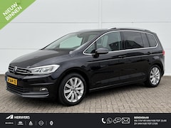 Volkswagen Touran - 1.5 TSI Highline 7p / Navigatiesysteem full map / Voorstoelen verwarmd / 7 personen / Crui