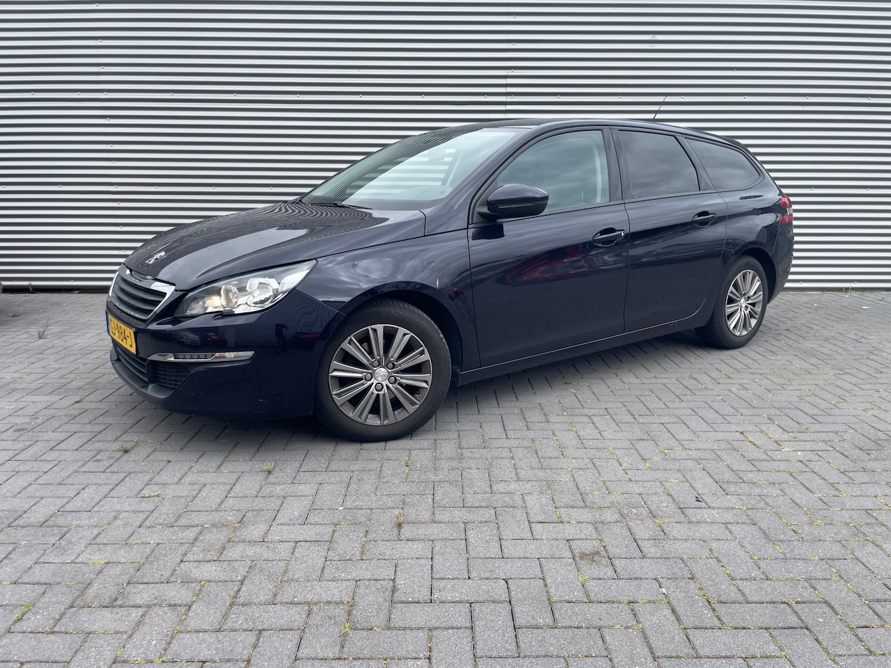 Peugeot 308 SW - 1.6 BlueHDI Blue Lease bouwjaar 2015 - AutoWereld.nl