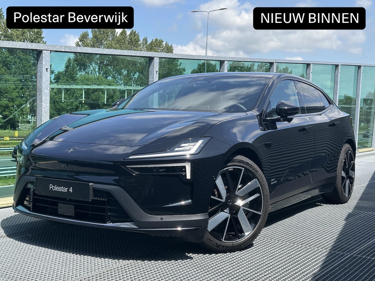 Polestar 4 - Long Range Dual motor Prime 100 kWh / Pano. dak / Elek. verstelbare stoelen / Stuur+stoelv - AutoWereld.nl