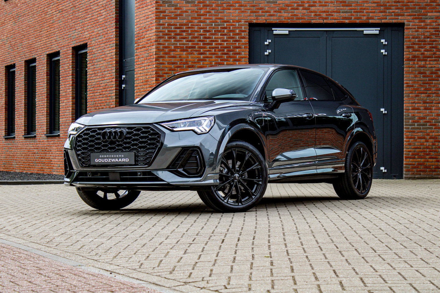 Audi Q3 Sportback - 45 TFSI e S Edition | Bang & Olufsen | Memory | Trekhaak | Apple Carplay | Standkachel - AutoWereld.nl