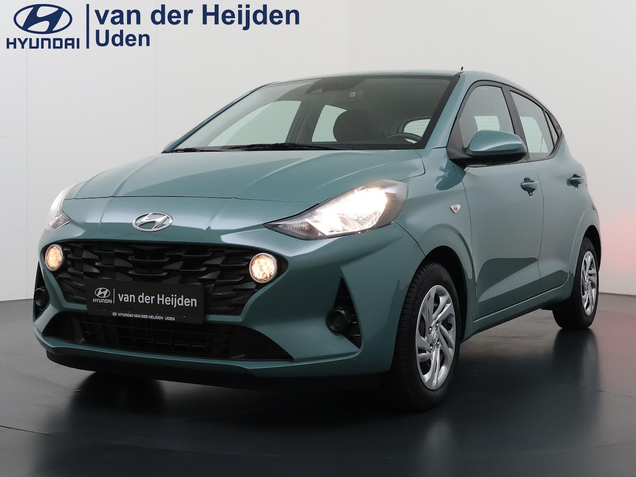 Hyundai i10 - 1.0 Premium Stoelverwarming | Stuurverwarming | Climate Control - AutoWereld.nl