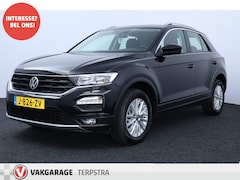 Volkswagen T-Roc - 1.5 TSI Style Business/ Trekhaak/ Elek. Kofferklep/ Apple + Android/ DAB+/ Navi/ Airco/ Ad