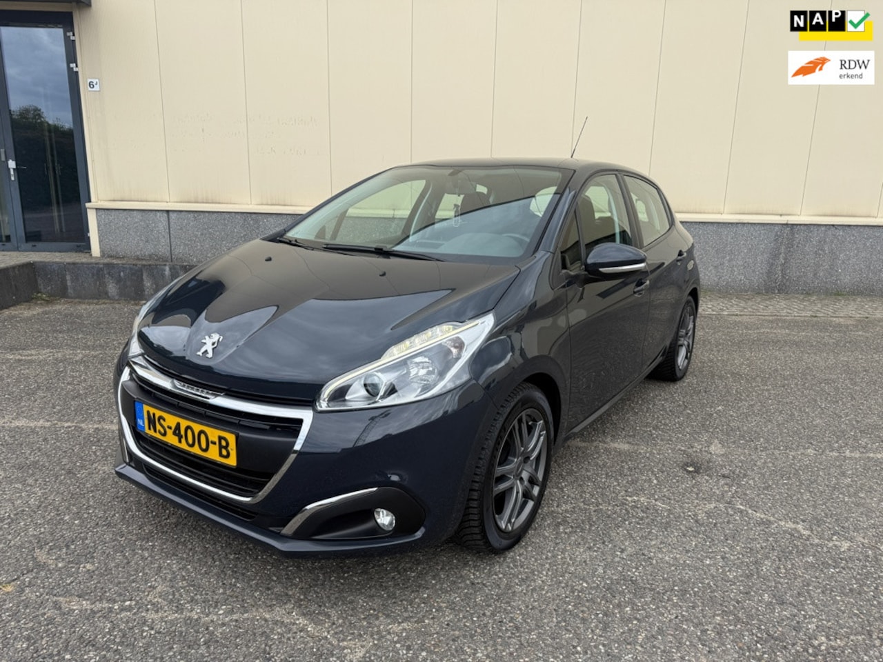 Peugeot 208 - 1.2 PureTech Blue Lion 1.2 PureTech Blue Lion - AutoWereld.nl