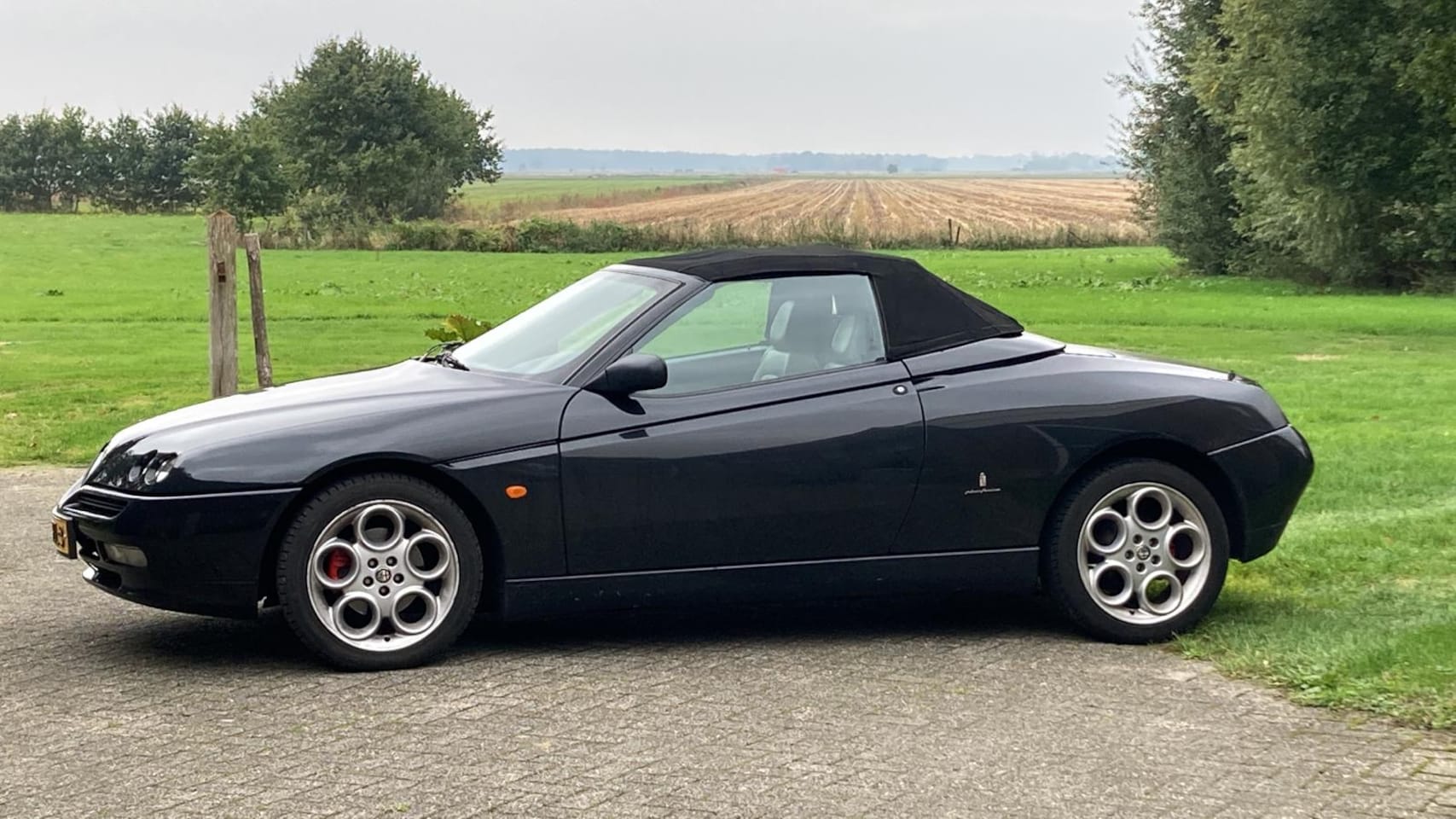 Alfa Romeo Spider - 2.0-16V T.Spark L - AutoWereld.nl