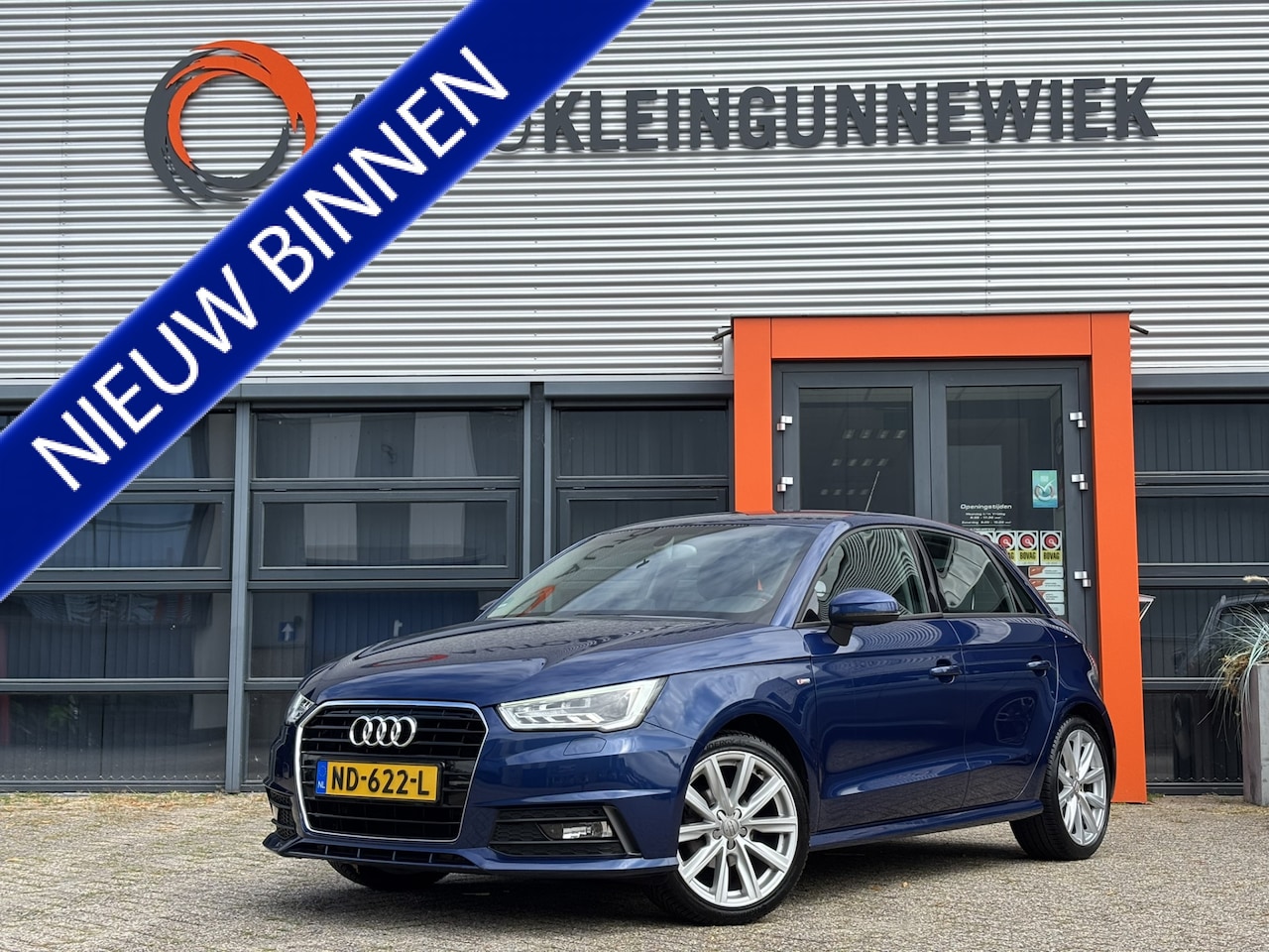 Audi A1 Sportback - 1.0 TFSI Adrenalin S-Line / Navi / Cruise Control / Bluetooth / Allseason Banden / - AutoWereld.nl