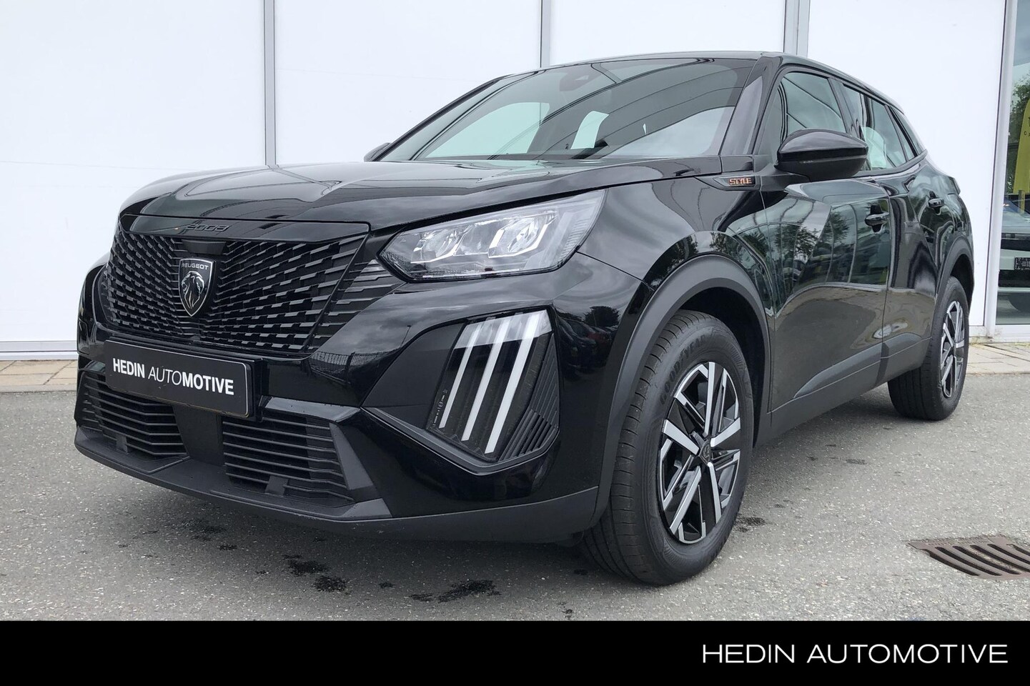 Peugeot 2008 - 1.2 Hybrid 146PK STYLE AUTOMAAT Climate Control | Parkeerhulp | Cruise Control | - AutoWereld.nl
