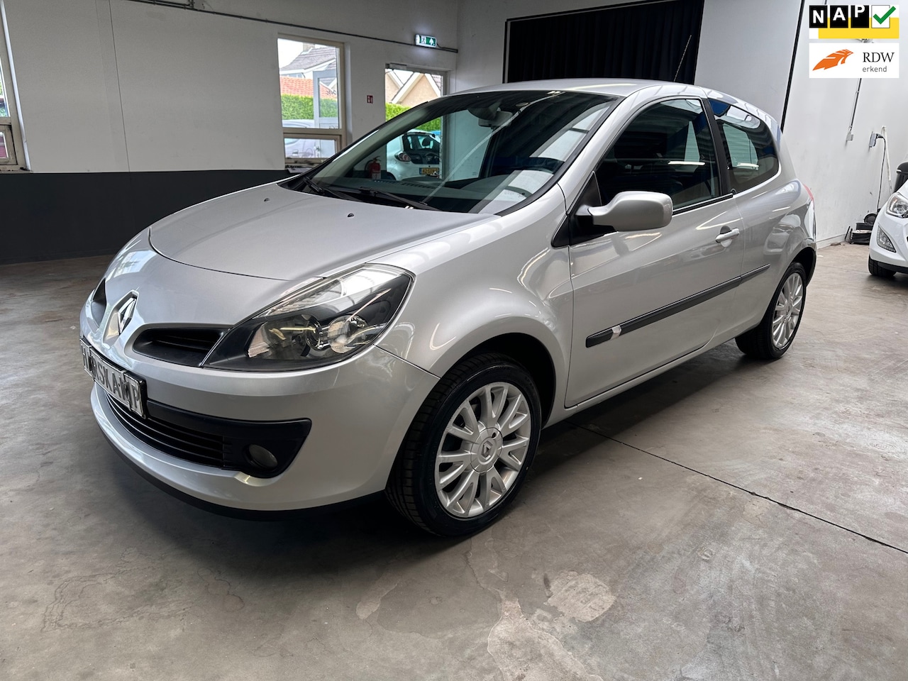 Renault Clio - 1.6-16V Dynamique Luxe|Airco|Cruise - AutoWereld.nl