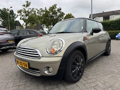 MINI 3-Deurs - 1.6 Cooper Pepper, 120pk, Apk21/7/27, Airco, Cruise, Nap