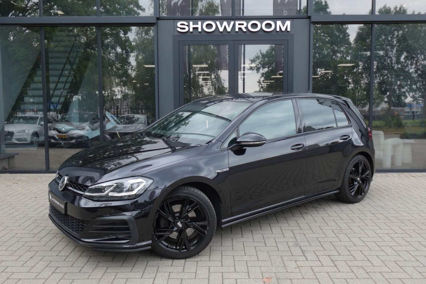 Volkswagen Golf - 2.0 TDI GTD Business STOELVERW ACC LED - AutoWereld.nl