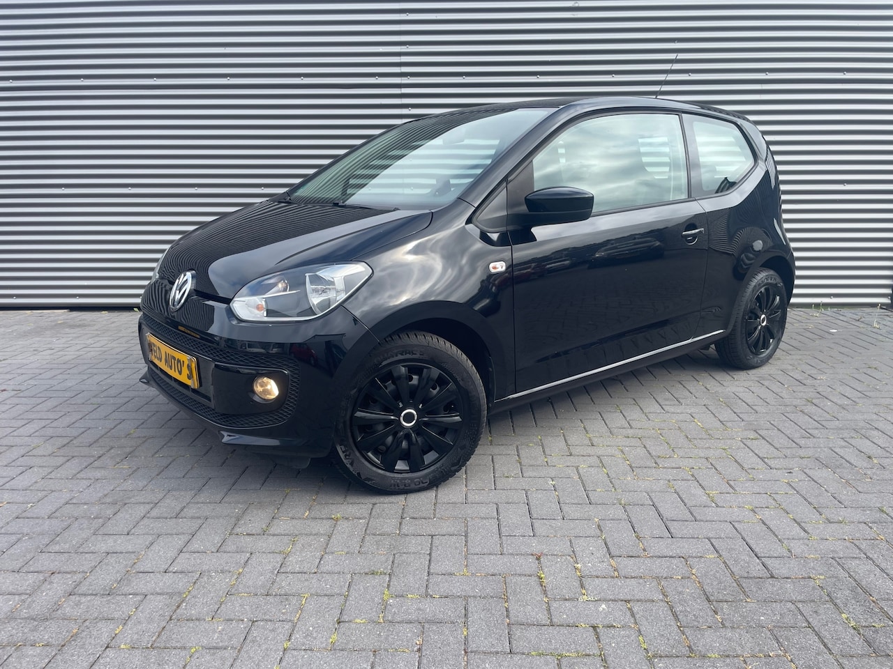 Volkswagen Up! - 1.0 Up met airco / navi / elek pakket - AutoWereld.nl