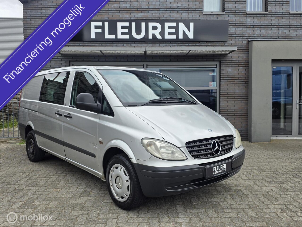 Mercedes-Benz Vito - Bestel 111 CDI 320 Lang DC luxe - AutoWereld.nl