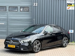Mercedes-Benz A-klasse - 200 Business Solution AMG|Trekhaak Afn Kogel |Cam|Sfeer|Stoel Verw|Led|Navi|Leder/Alcantar