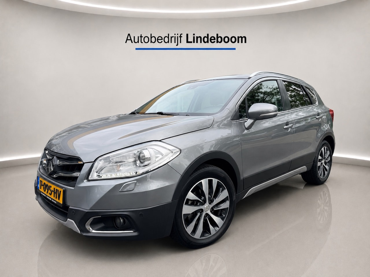 Suzuki SX4 S-Cross - 1.6 Exclusive All Season Banden Stoel / verwarming - AutoWereld.nl