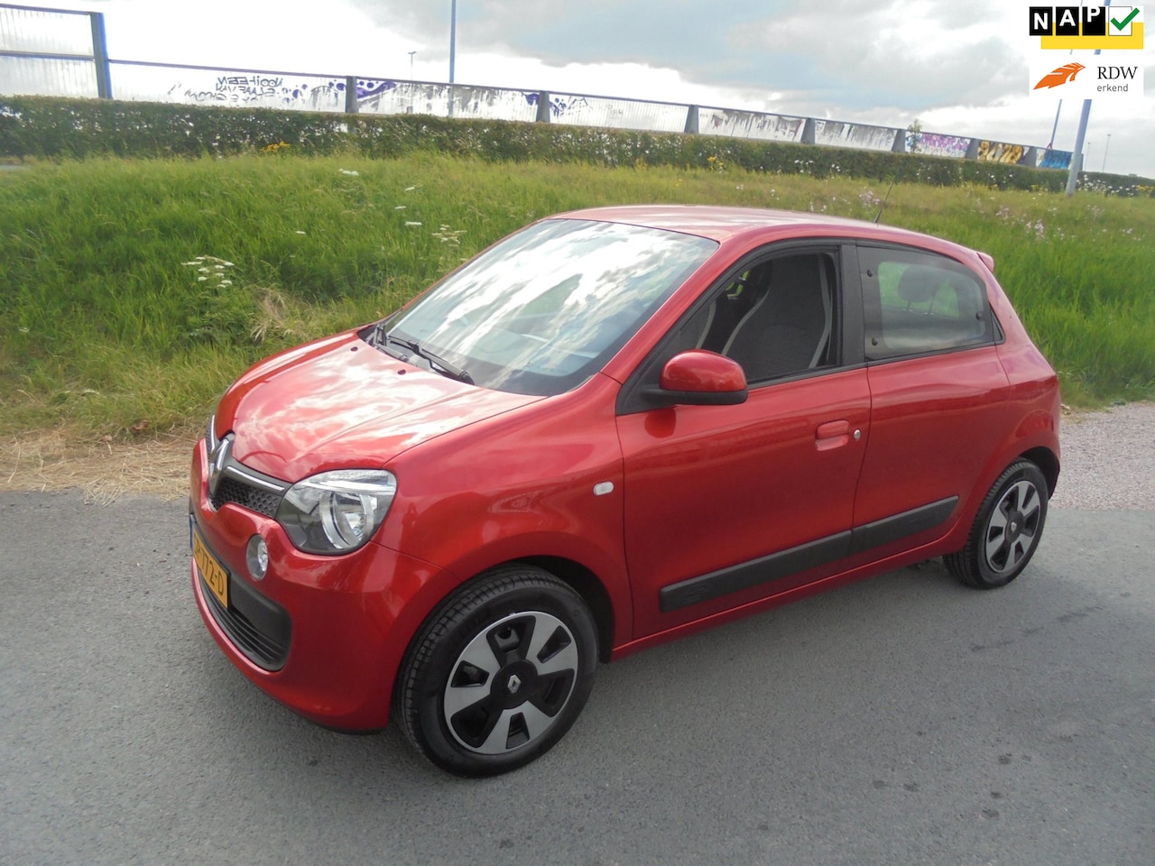 Renault Twingo - Renault Twingo 1.0 Benzine airco 123.000km eerste eigenaar - AutoWereld.nl