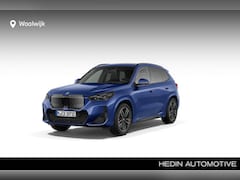 BMW iX1 - eDrive20 67 kWh M Sport Edition M Sport Pro | Travel Pack | Trekhaak