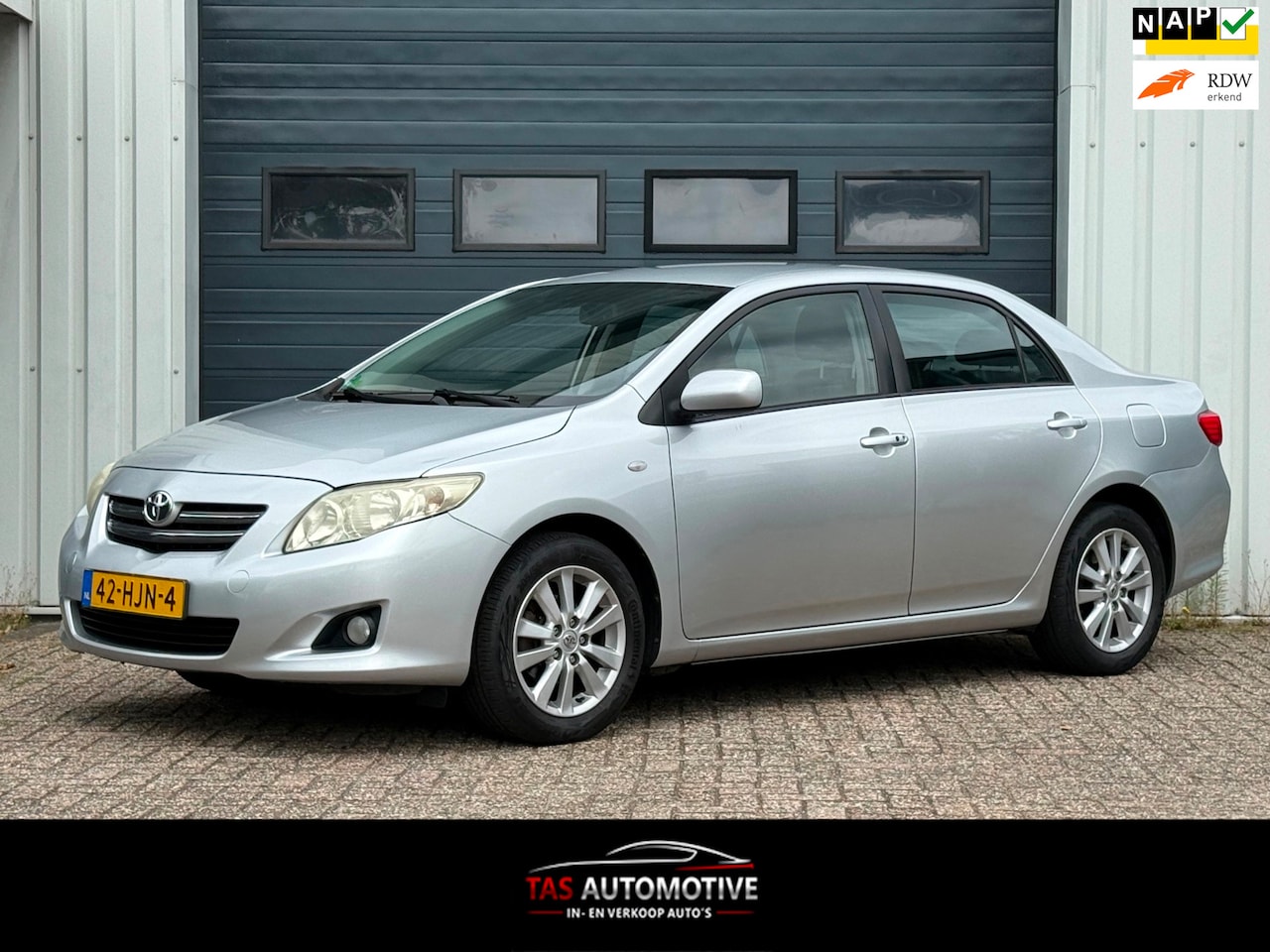 Toyota Corolla - 1.6-16V Luna NAVI / CRUISE / PDC / NAP - AutoWereld.nl
