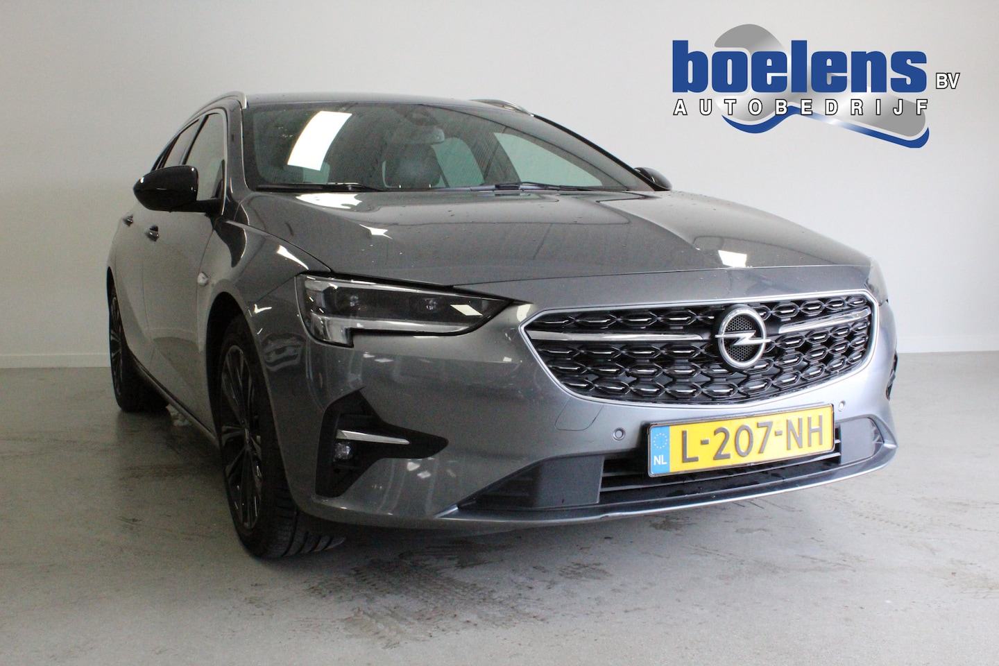 Opel Insignia Sports Tourer - 2.0 Turbo Business Elegance | HAND-REM! | CRUISE | STOEL+STUUR/VERW | LED | WEGKL-TRHAAK | - AutoWereld.nl