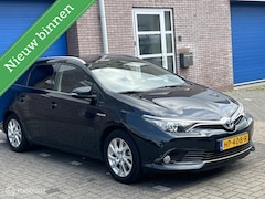 Toyota Auris Touring Sports - 1.8 Hybrid Lease Pro dec-2015 Pano, Navi, Camera, Dealer onderhouden