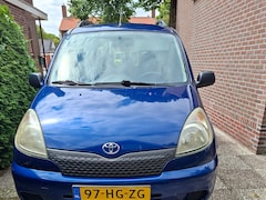 Toyota Yaris Verso - 1.3-16V VVT-i Luna