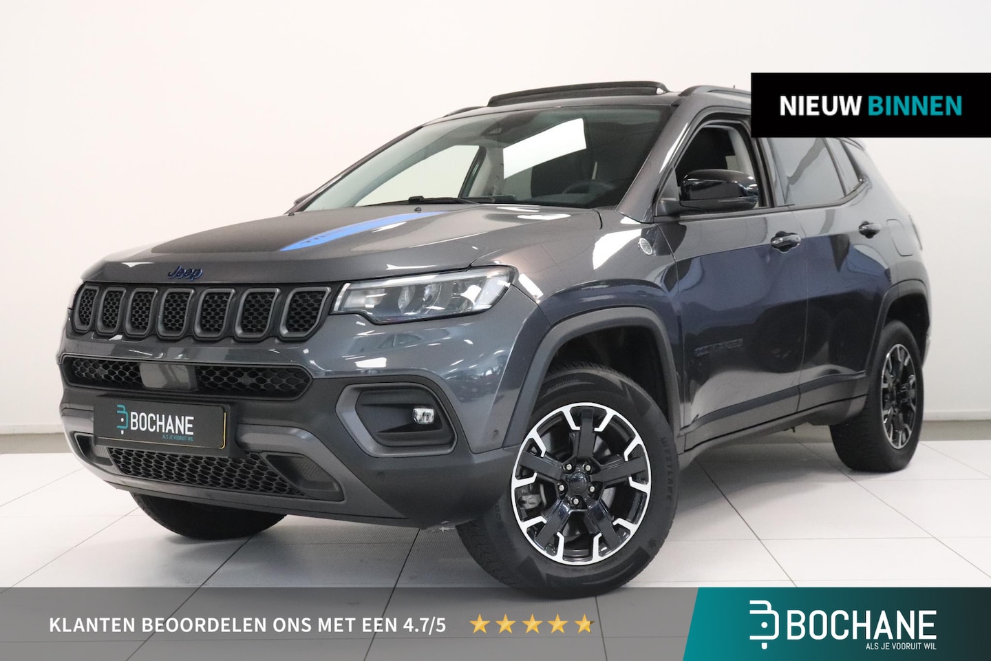 Jeep Compass - 4xe 240 Plug-in Hybrid Electric Trailhawk | Panoramadak | Camera | Adaptieve cruise | Navi - AutoWereld.nl