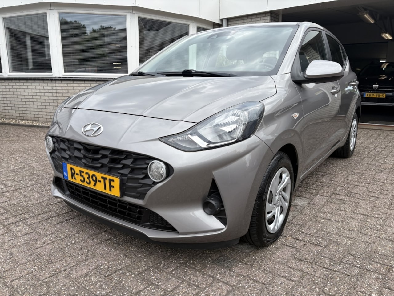 Hyundai i10 - 1.0 Automaat - AutoWereld.nl