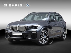 BMW X5 - xDrive45e | High Executive | M Sportpakket | Panodak | Trekhaak | Driving Assistant Prof.
