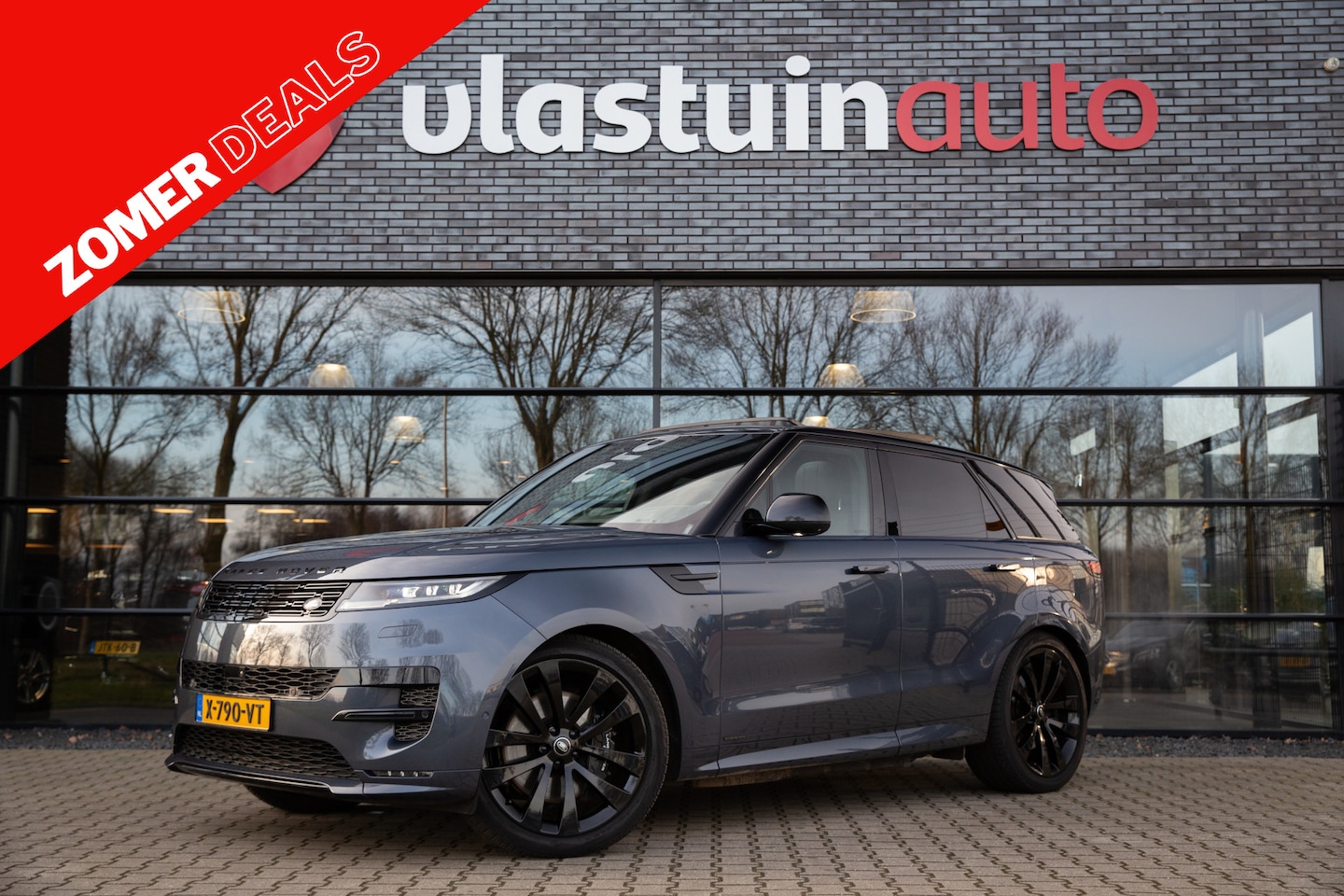 Land Rover Range Rover Sport - 3.0 P510e First Edition , Pano, Meridian, 3Dcamera, HUD, 4-wielsturing - AutoWereld.nl