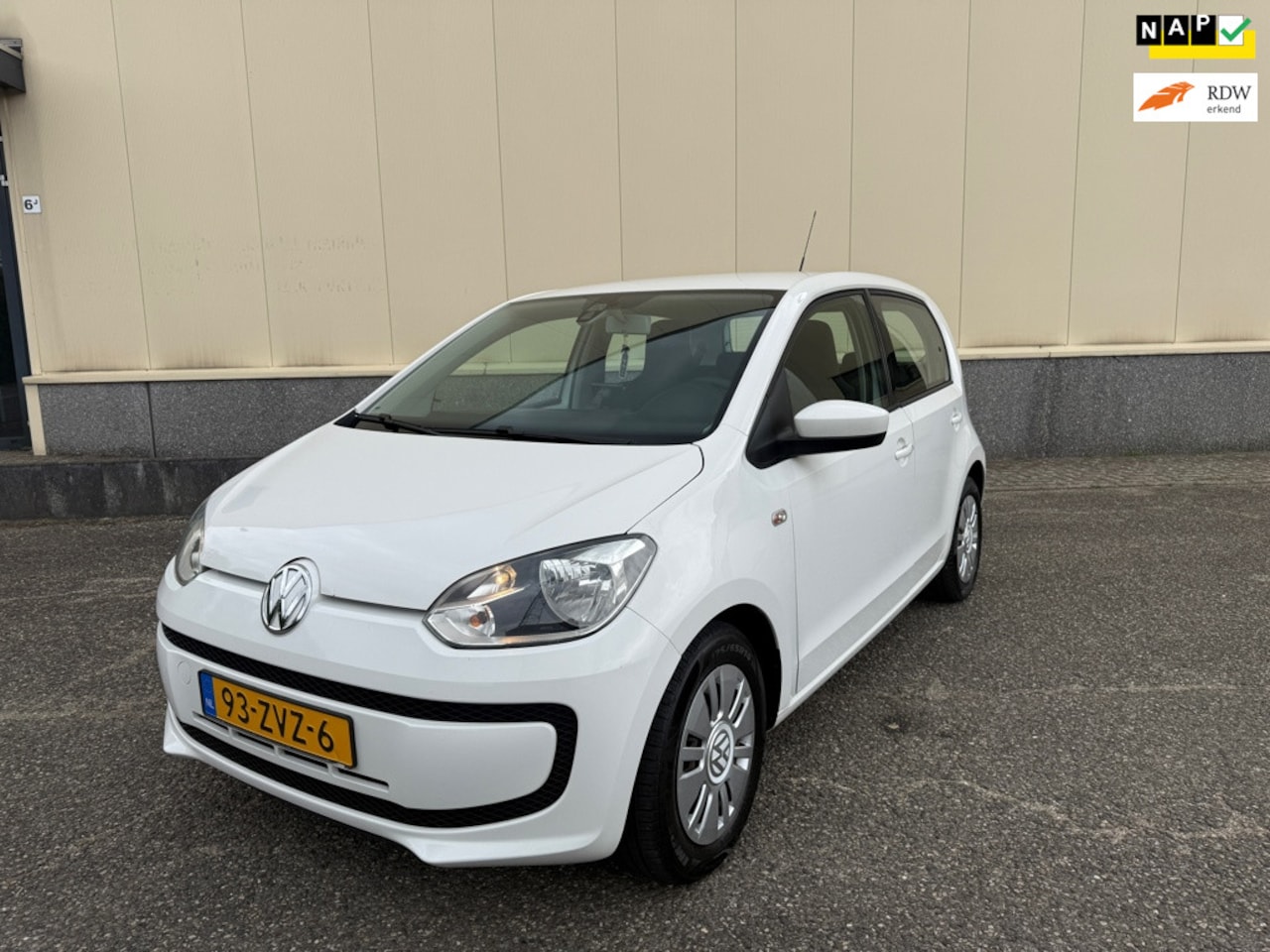 Volkswagen Up! - 1.0 move up! BlueMotion Airco ijskoud ! - AutoWereld.nl
