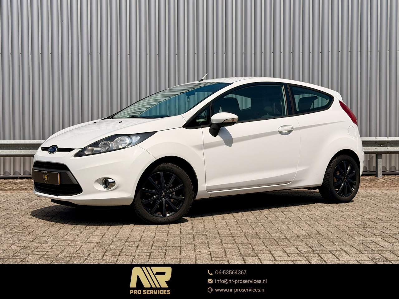 Ford Fiesta - 1.25 Limited 3 deurs | Airco | 15" LMV | 60pk - AutoWereld.nl